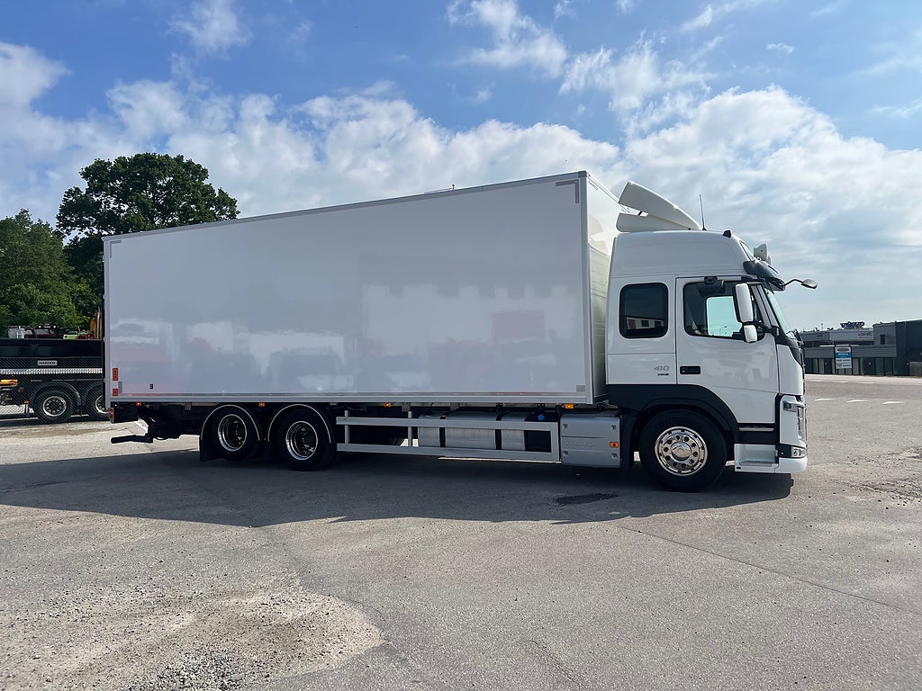Volvo FM13 410 6x2 Skåpbil, *17 400 Mil*, Euro 6