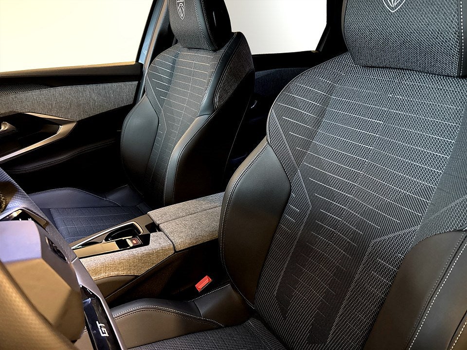 Bild på Peugeot 5008 GT Hybrid 145hk Aut - NYA VINTERHJUL INGÅR!