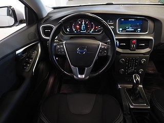 Halvkombi Volvo V40 17 av 22