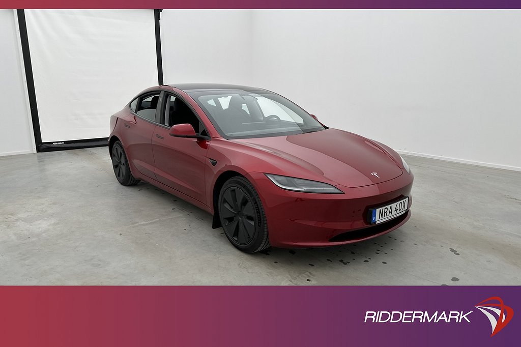 Tesla Model 3 Facelift Svensksåld Autopilot Panorama
