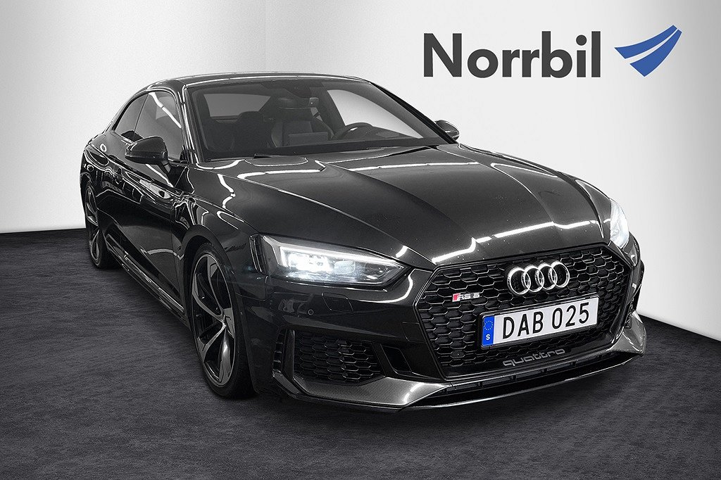 Audi RS5 Coupé 450HK, Carbon, HUD, B&O, SportDiff, Keram bromsar