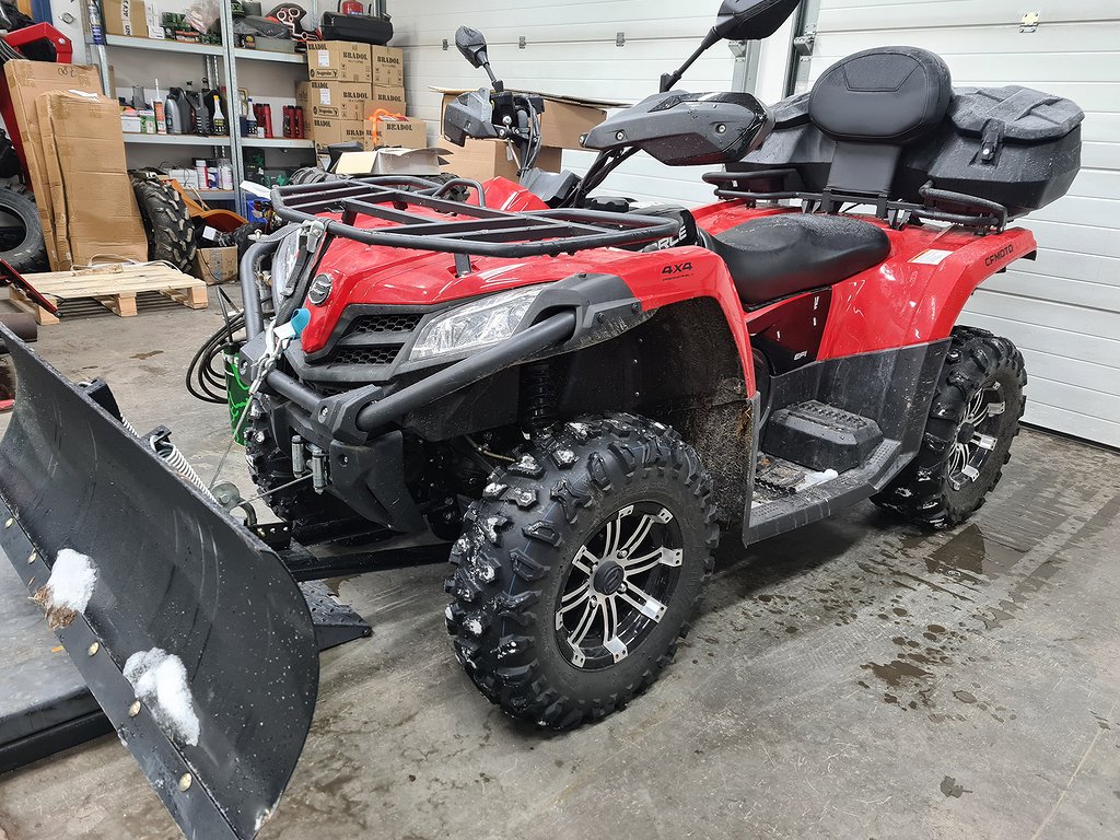 CFMOTO CFORCE 520 L EPS PLOG PÅ KÖPET 73900 kr 