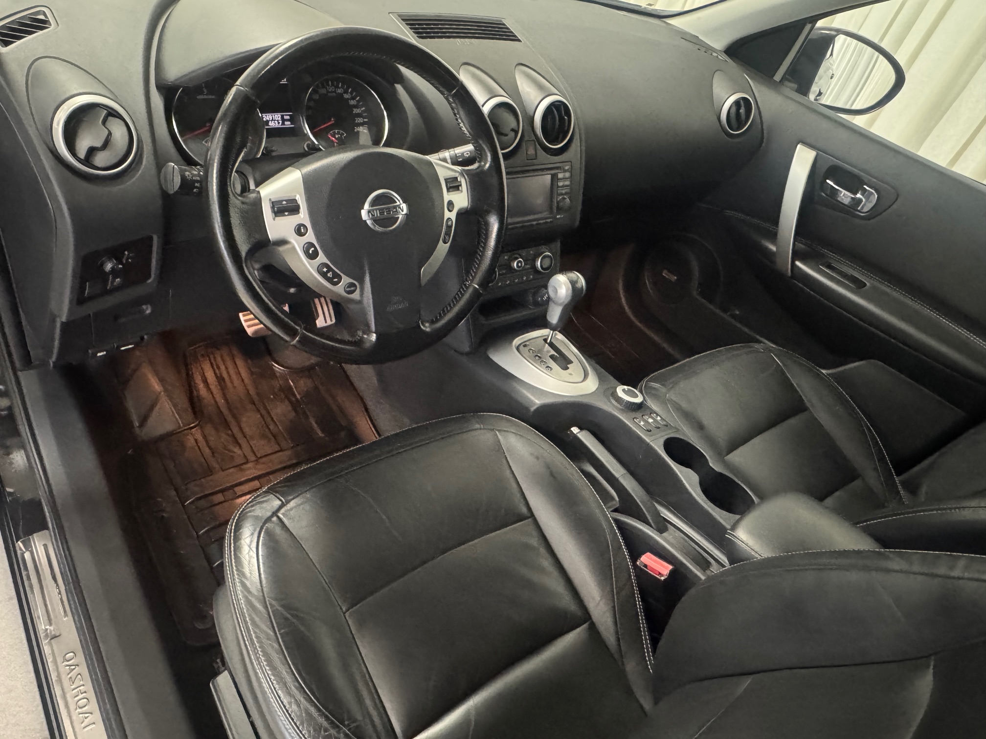 Nissan Qashqai+2 2.0 dCi 4x4 2011, photo 6/50