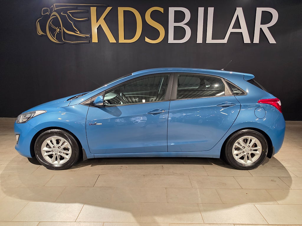 Hyundai i30 1.6 CRDi Sport Euro 5 110hk 5dr | Drag