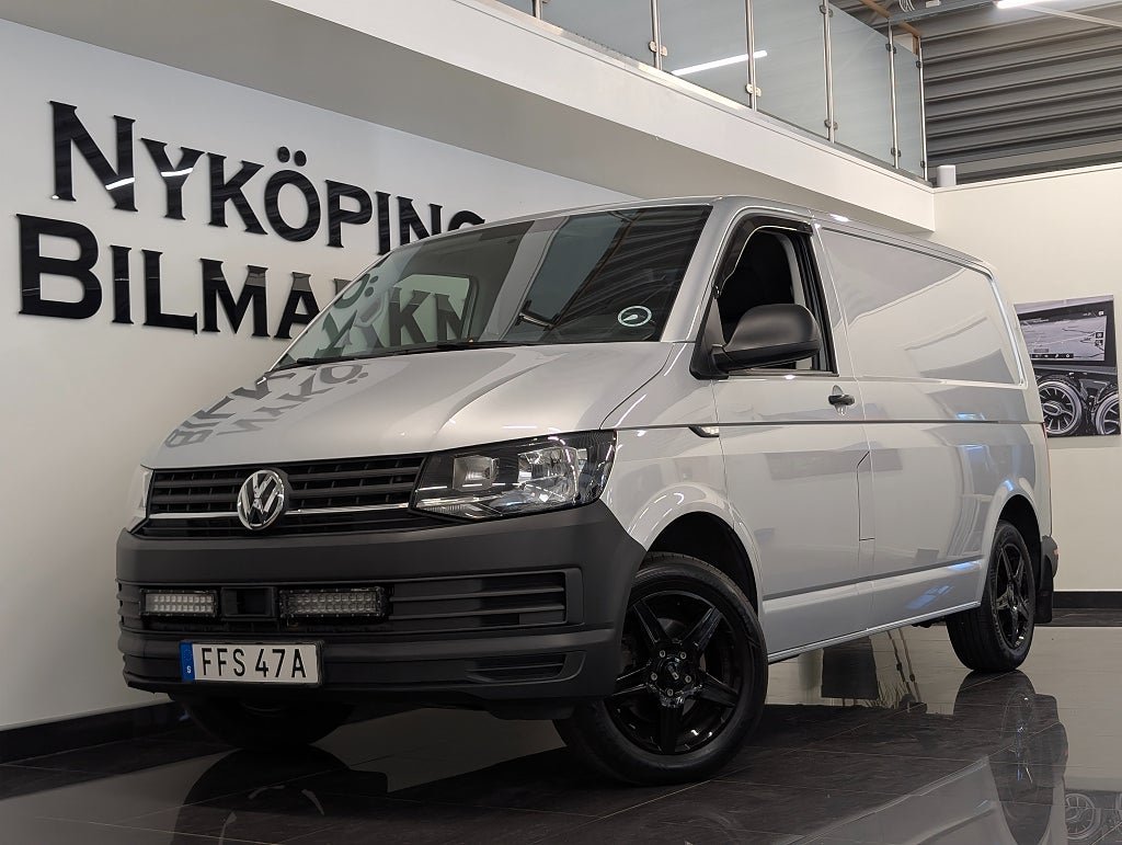 Volkswagen Transporter T32 2.0 TDI BMT Euro 6 | Inredning | Värmare | V-hjul