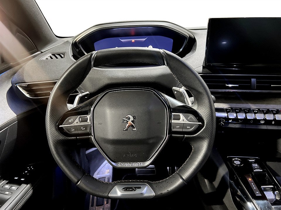 Bild på Peugeot 3008 GT 1.2 PT 130hk Aut - B-KAMERA, EN ÄGARE