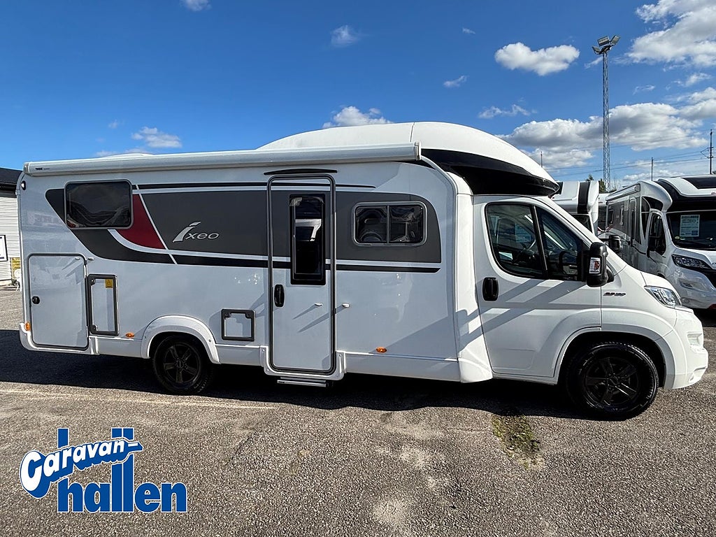 Bürstner Ixeo TL 728G 5e sittplats