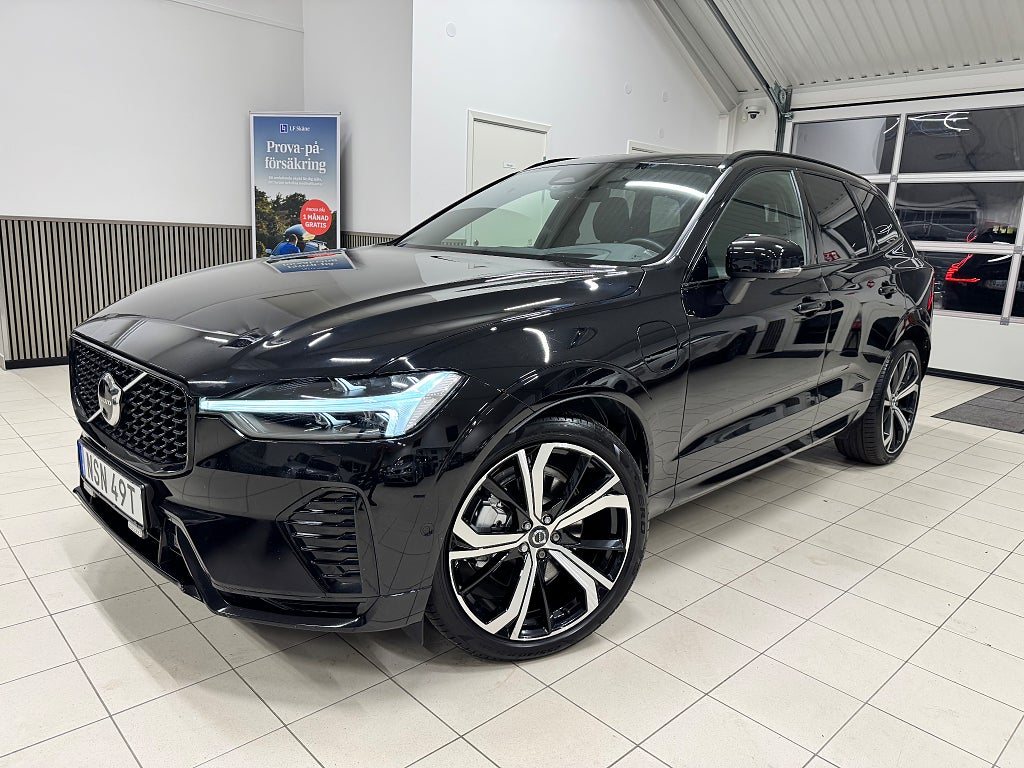 Volvo XC60 Recharge T8 AWD Ultimate Dark / Luftfjädring / Pano