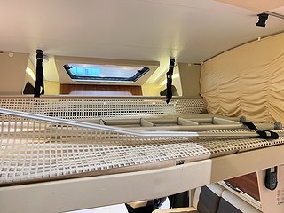 Husbil-halvintegrerad Adria MATRIX SUPREME M 687 SL 29 av 36