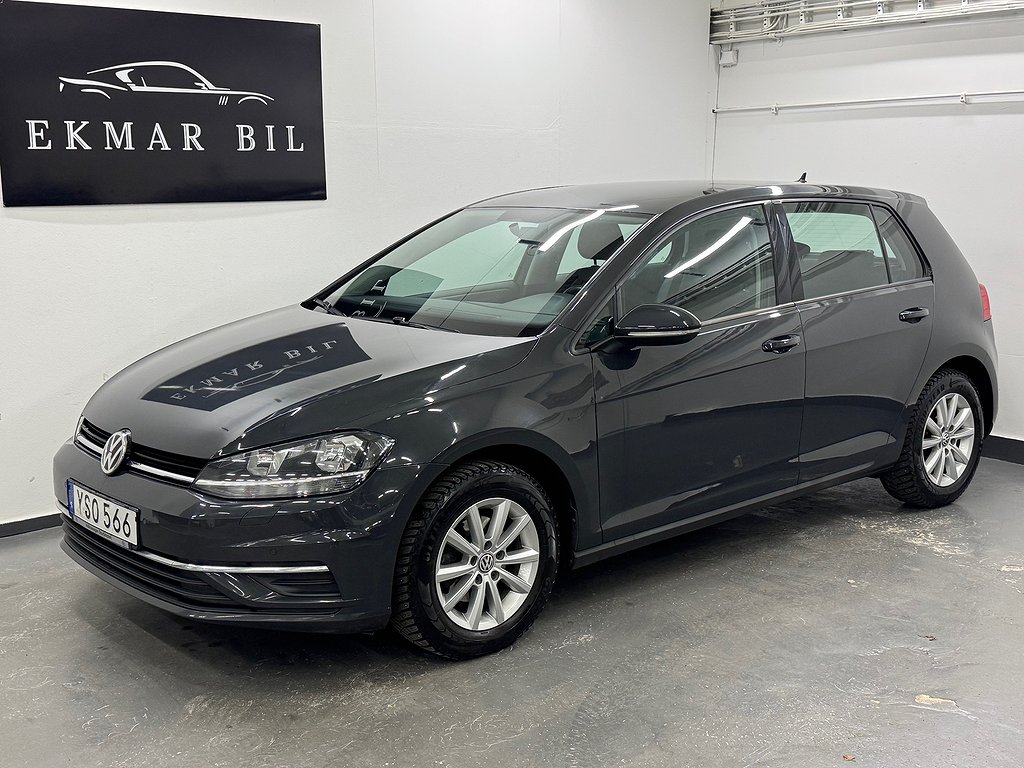 Volkswagen Golf 5-dörrar 1.0 TSI Base|Ny-Bes|P-sens|