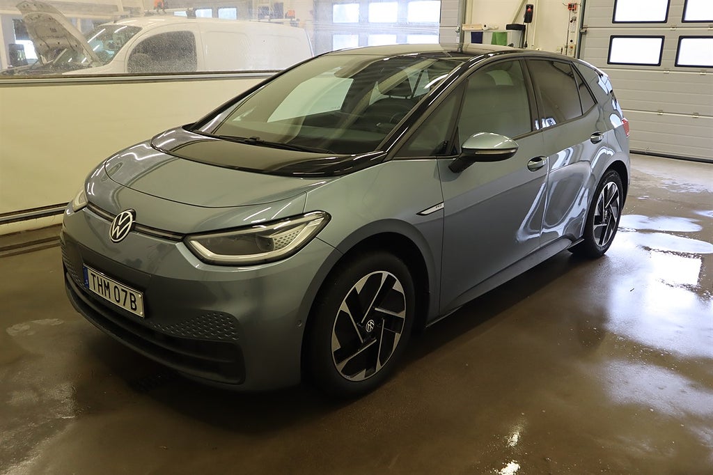 Volkswagen ID.3 Pro Performance DESIGN PKT IQ LIGHT VÄRMARE VHJUL