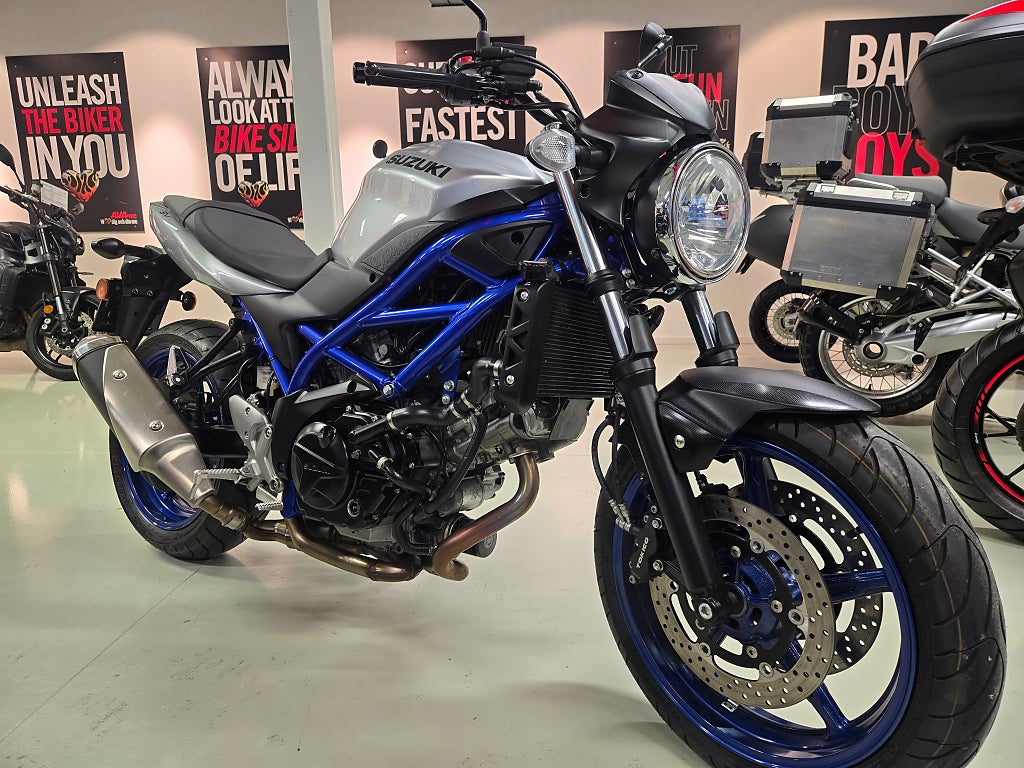 Suzuki SV650 