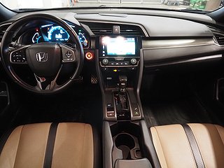 Halvkombi Honda Civic 15 av 23
