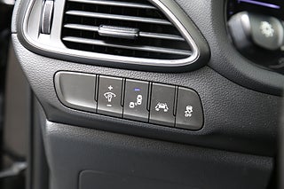 Halvkombi Hyundai i30 11 av 25