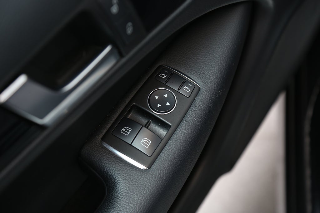 Mercedes-Benz C 180 Coupé 7G-Tronic Plus AMG Sport Navi 2013