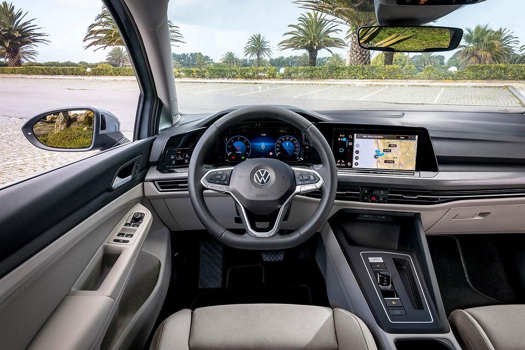 Första testet: Så bra är nya Volkswagen Golf 8 -  🚗