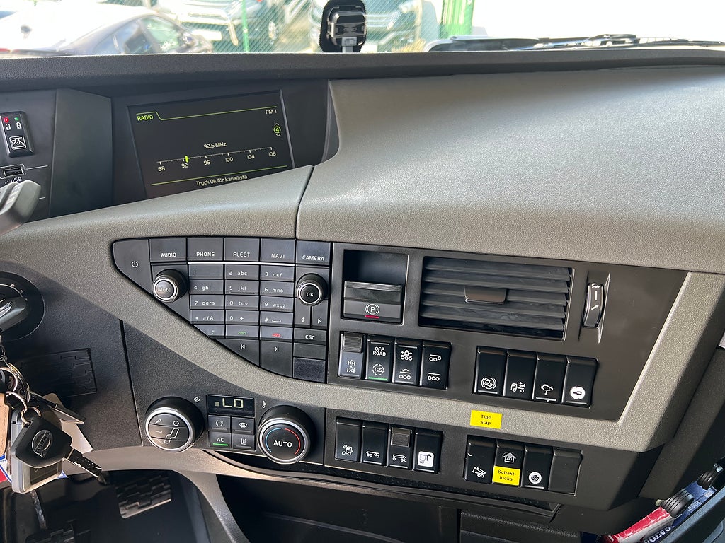 Volvo FH13 500 8x4*4 Tridem Lastväxlare Fullt Plogutrustad