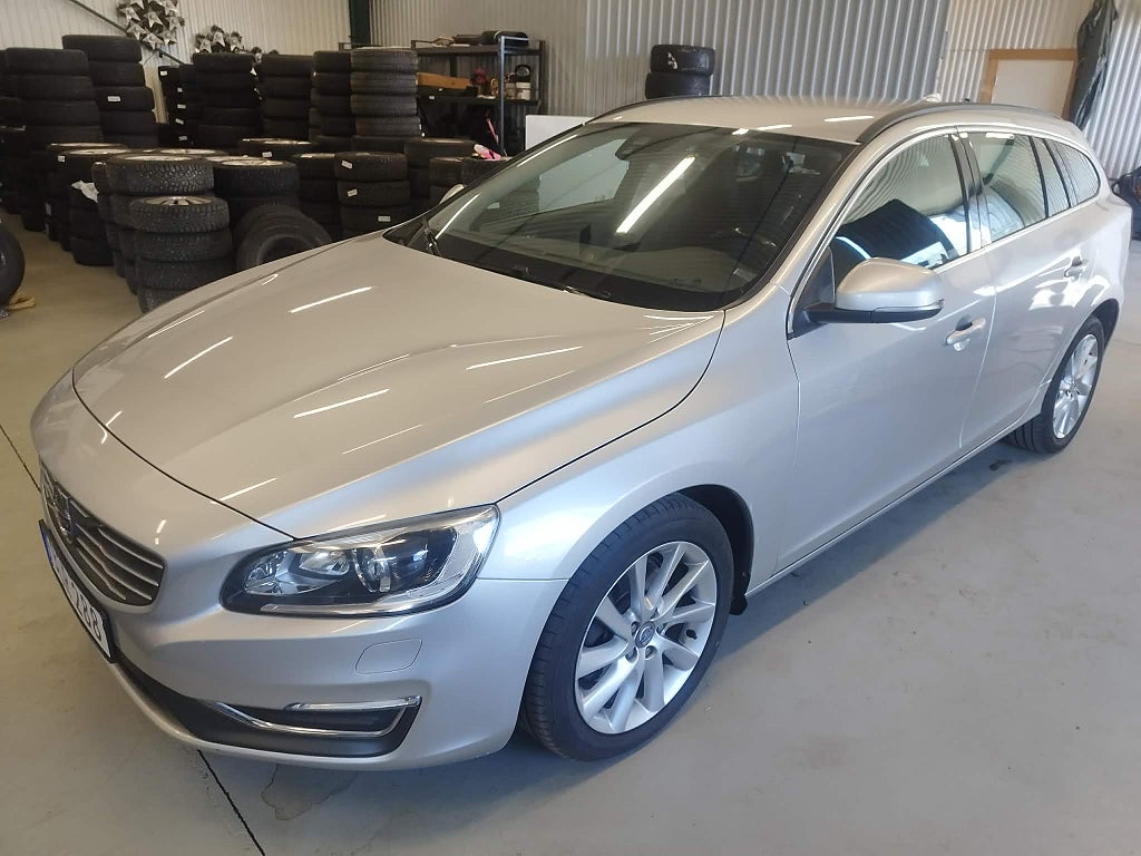 Volvo V60 D4 Momentum Euro 6