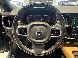 Kombi Volvo V90 Cross Country 13 av 27