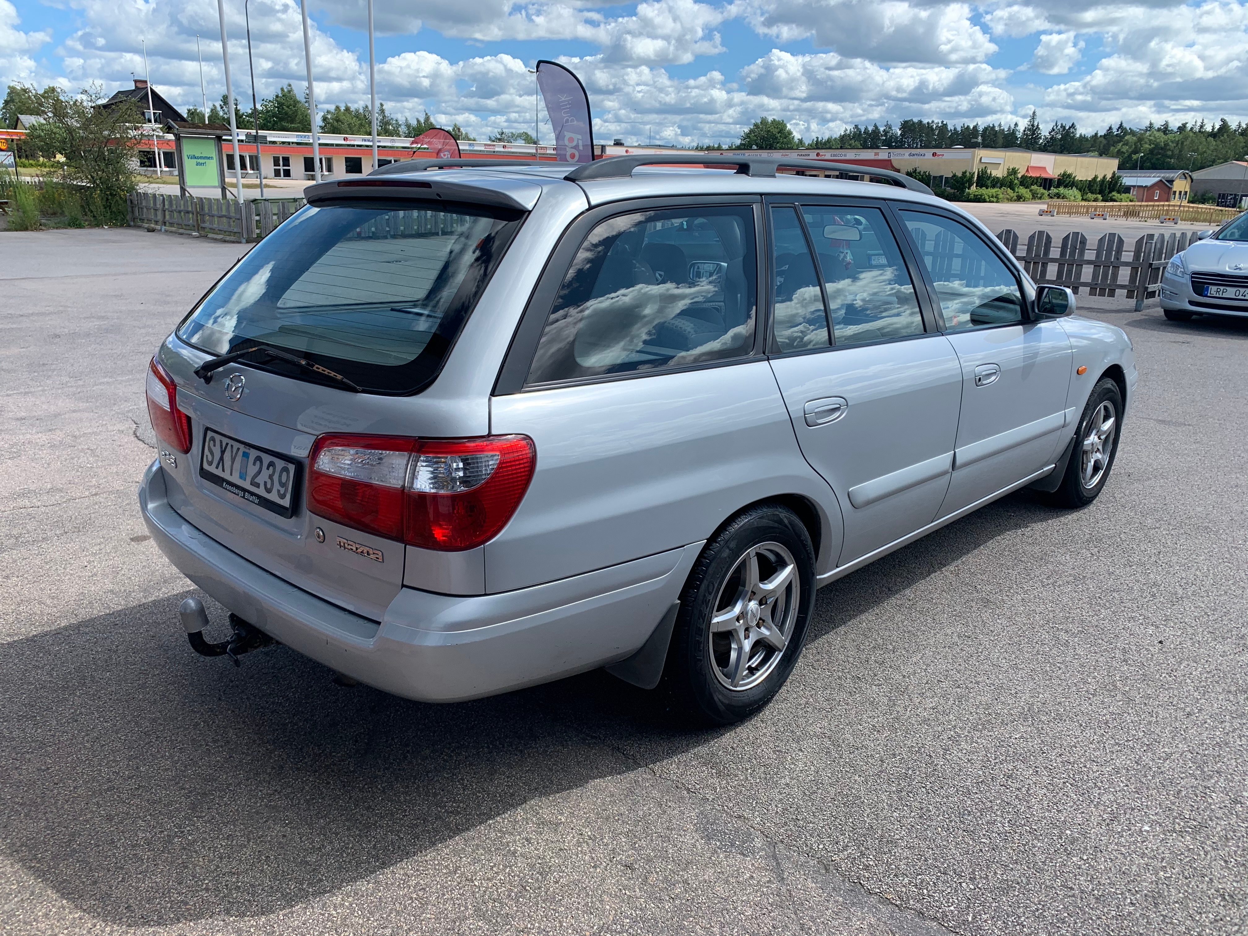 Mazda 626 Kombi 2.0 Touring 116hk AC 2001, bild 6/28