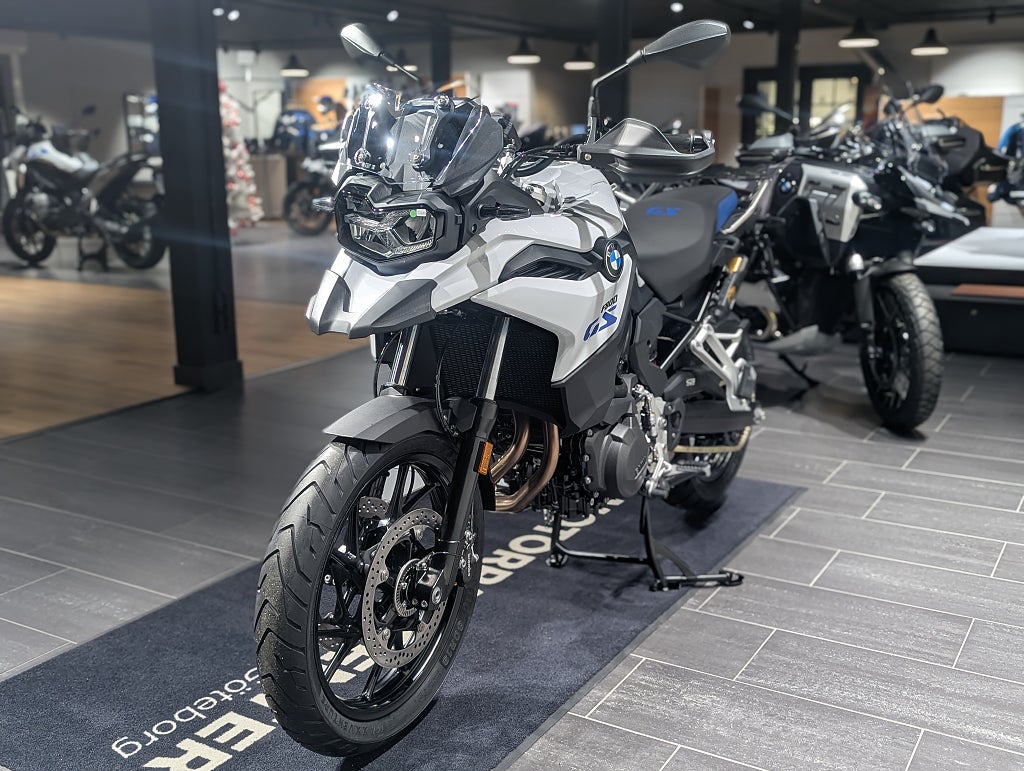 BMW F800GS/Räntekampanj 3,45%/Sidoväskor på köpet!