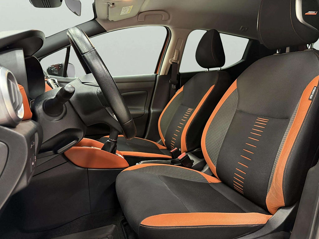 Nissan Micra Tekna 0.9 Turbo 360* Kamera V-hjul Nybesiktigad Helgkampanj! - miniatyr 12