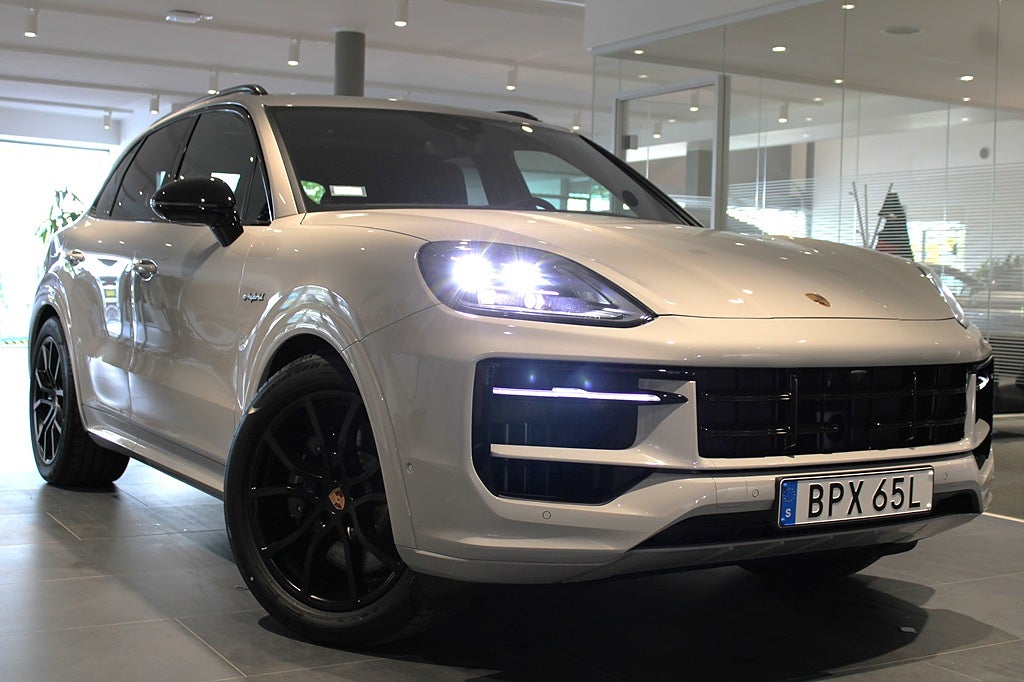 Porsche Cayenne S E-HYBRID BLACK EDITION