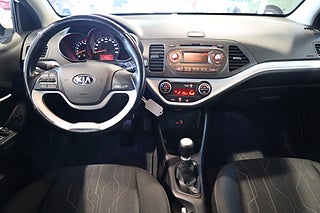 Halvkombi Kia Picanto 11 av 19