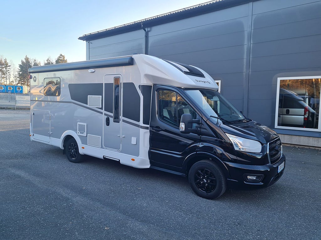 Sunlight T 690 L Adventure queensbed, automat, kamkedja