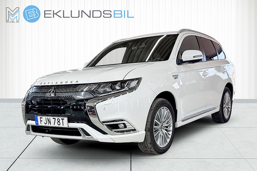 Mitsubishi Outlander PHEV CVT Business X Skinn Apple carplay 360 kamera