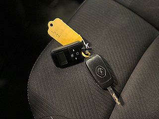Renault trafic 2.8t 2.0 Kamera/Dvärm/Dragkrok/Inredning/MOMS