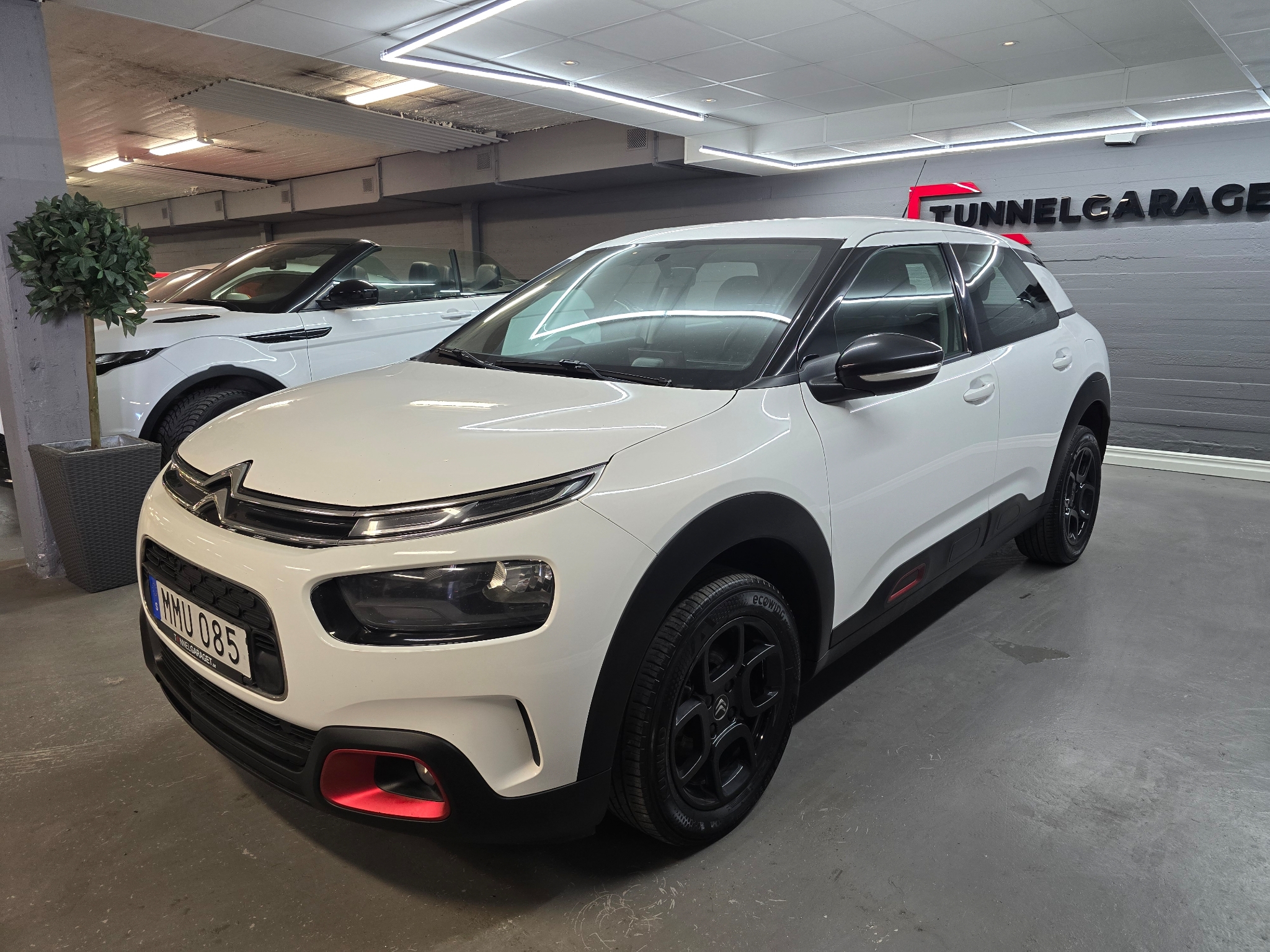 Citroen C4 Cactus 2018, kuva 2/10