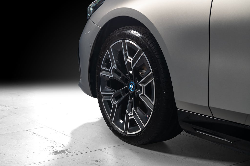 BMW i5 2025 - miniatyr 7