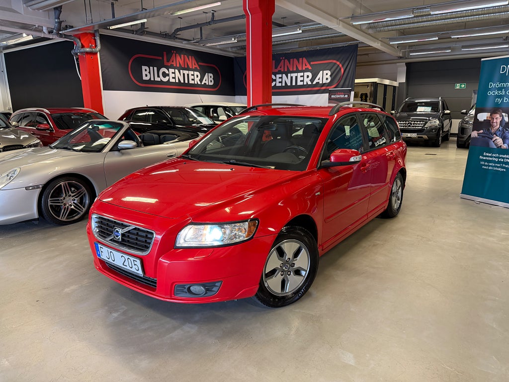Volvo V50 1.6 D Momentum Drag PDC Kamrem bytt Ny servad Låg års