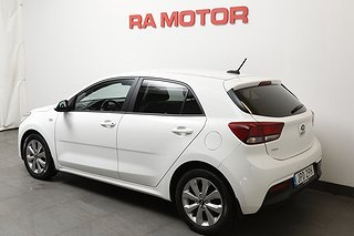 Halvkombi Kia Rio 4 av 22