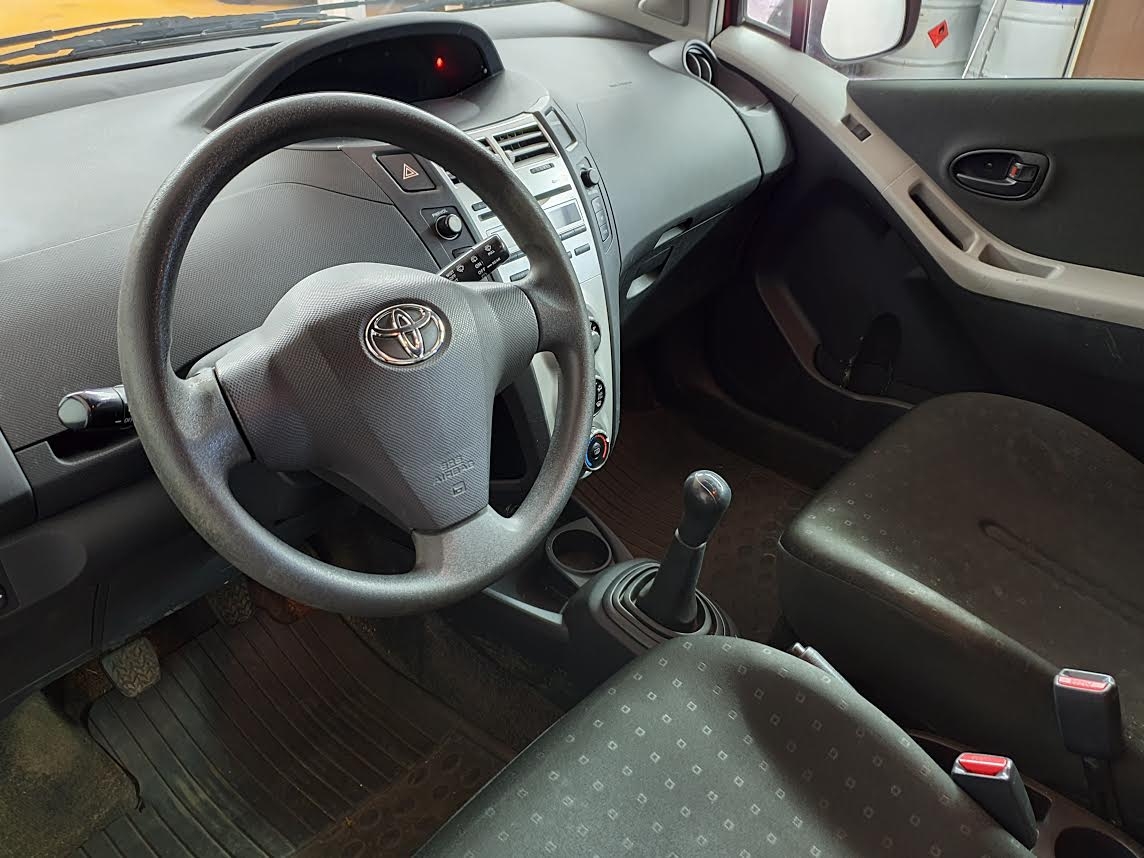 Toyota Yaris 5-dörrar 1.3 VVT-i 87hk 2006, bild 7/36