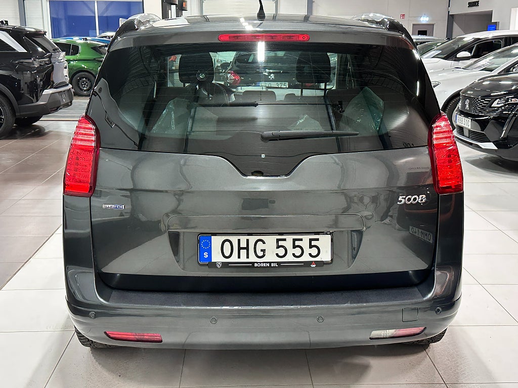 Peugeot 5008 Allure 1.6 BlueHDi 7-sits 120hk B-kam, Navi, Panorama thumbnail