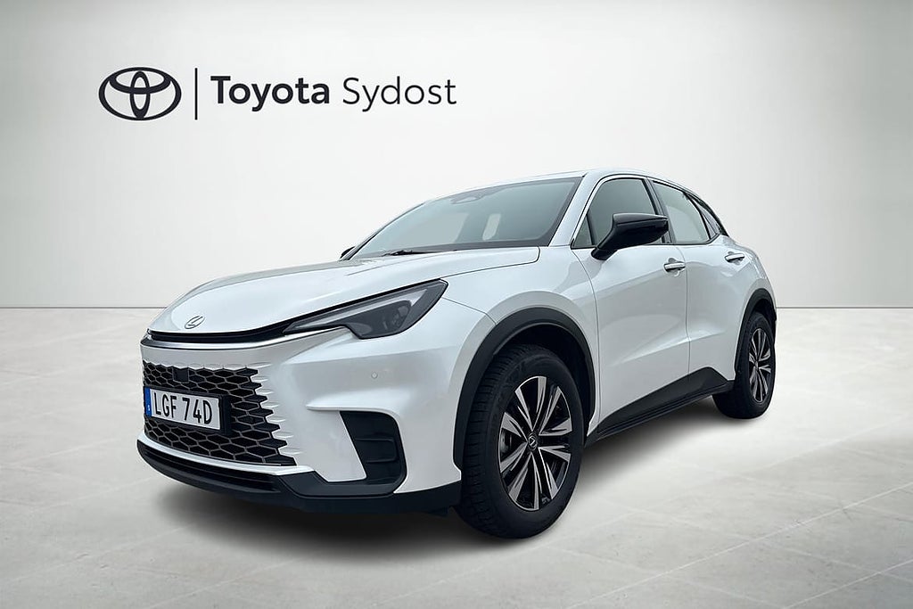 Lexus LBX 1,5 Hybrid 136 hk