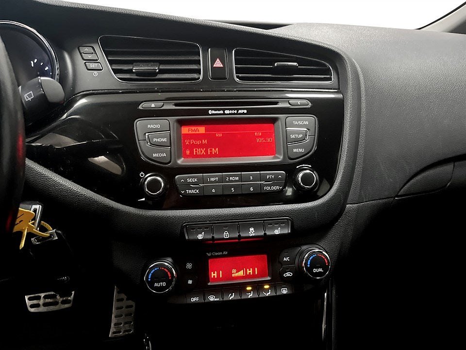 Bild på Kia Ceed SW Comfort 1.6 CRDi 128hk Aut - DRAG, PANO