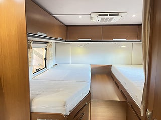 Husbil-integrerad Niesmann ARTO 79 LE 21 av 29