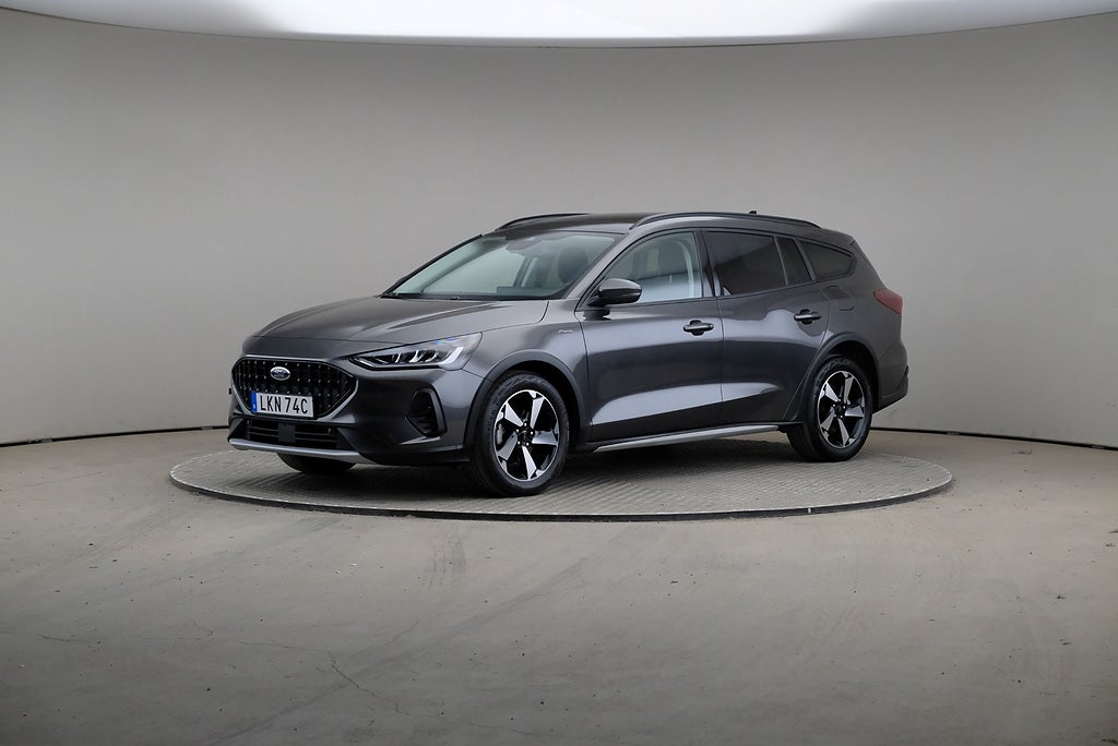 Ford Focus Active Hybrid E85 125hk Edition Aut Pano Drag