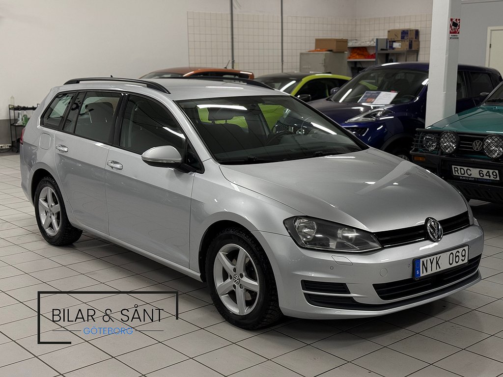 Volkswagen Golf Kombi 1.6 TDI 105hk Automat Drag Navi PDC