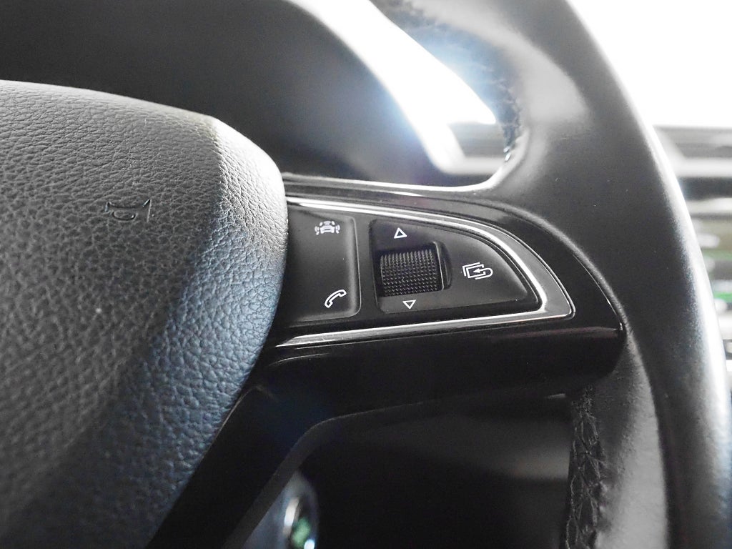 Skoda Fabia 1.2 TSI Style | Carplay | P-Sen | 2016