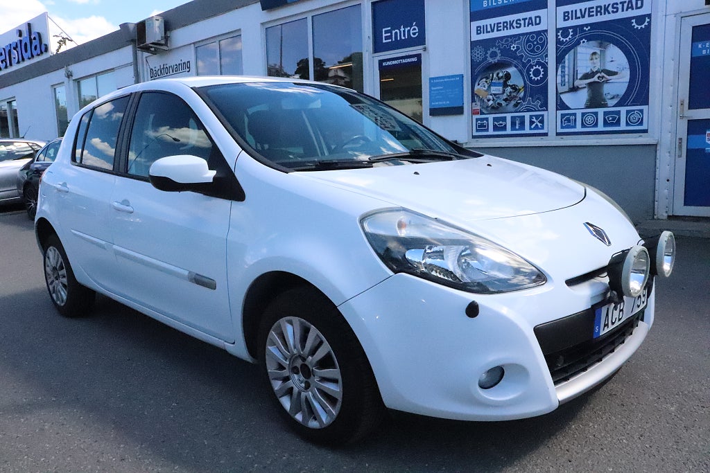 Renault Clio 5-dörrars Halvkombi 1.2 E85 NYBESIKTIGAD 