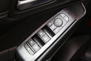 SUV Nissan Qashqai 10 av 23