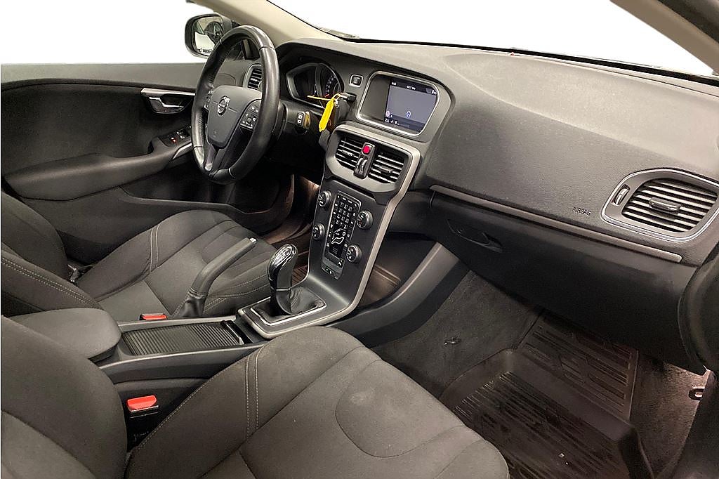 Volvo V40 T3 Business II, Drag, Fr 2,95%, tonade rutor