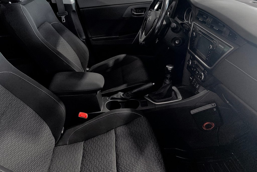 Toyota Auris TS 1.6 Edition Feel 2015