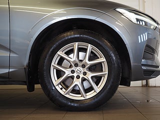 SUV Volvo XC60 8 av 22