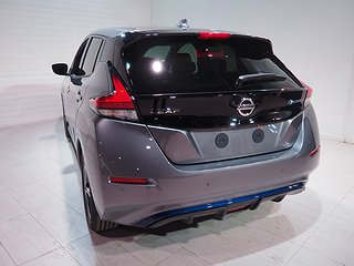 Halvkombi Nissan Leaf 4 av 21
