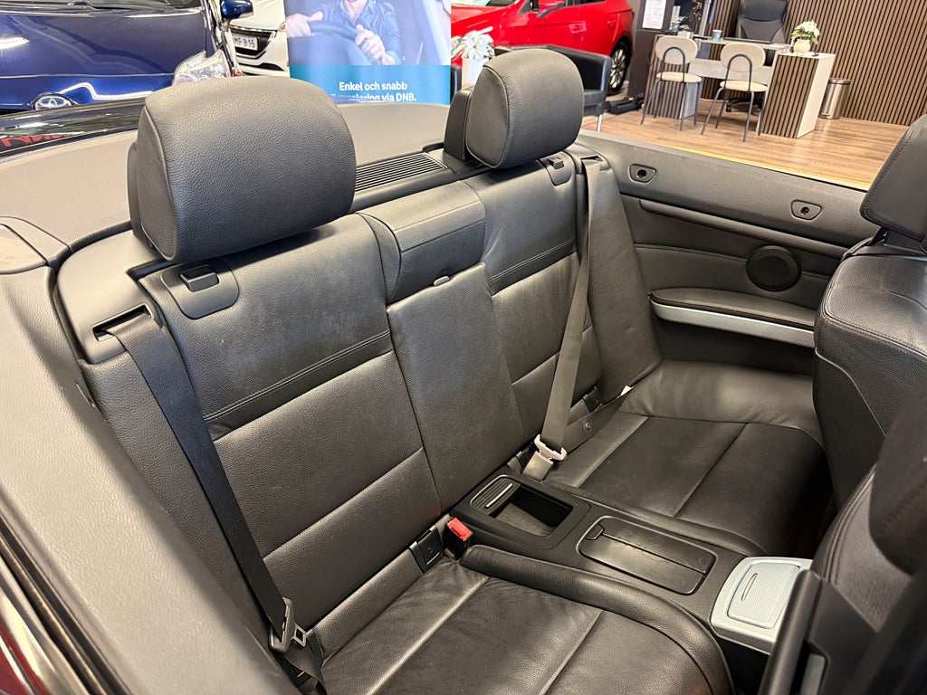 BMW 330d 2009 - miniatyr 21
